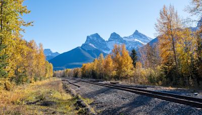 This Train Ride Through Canada’s Fall Colors Will Leave You Speechless