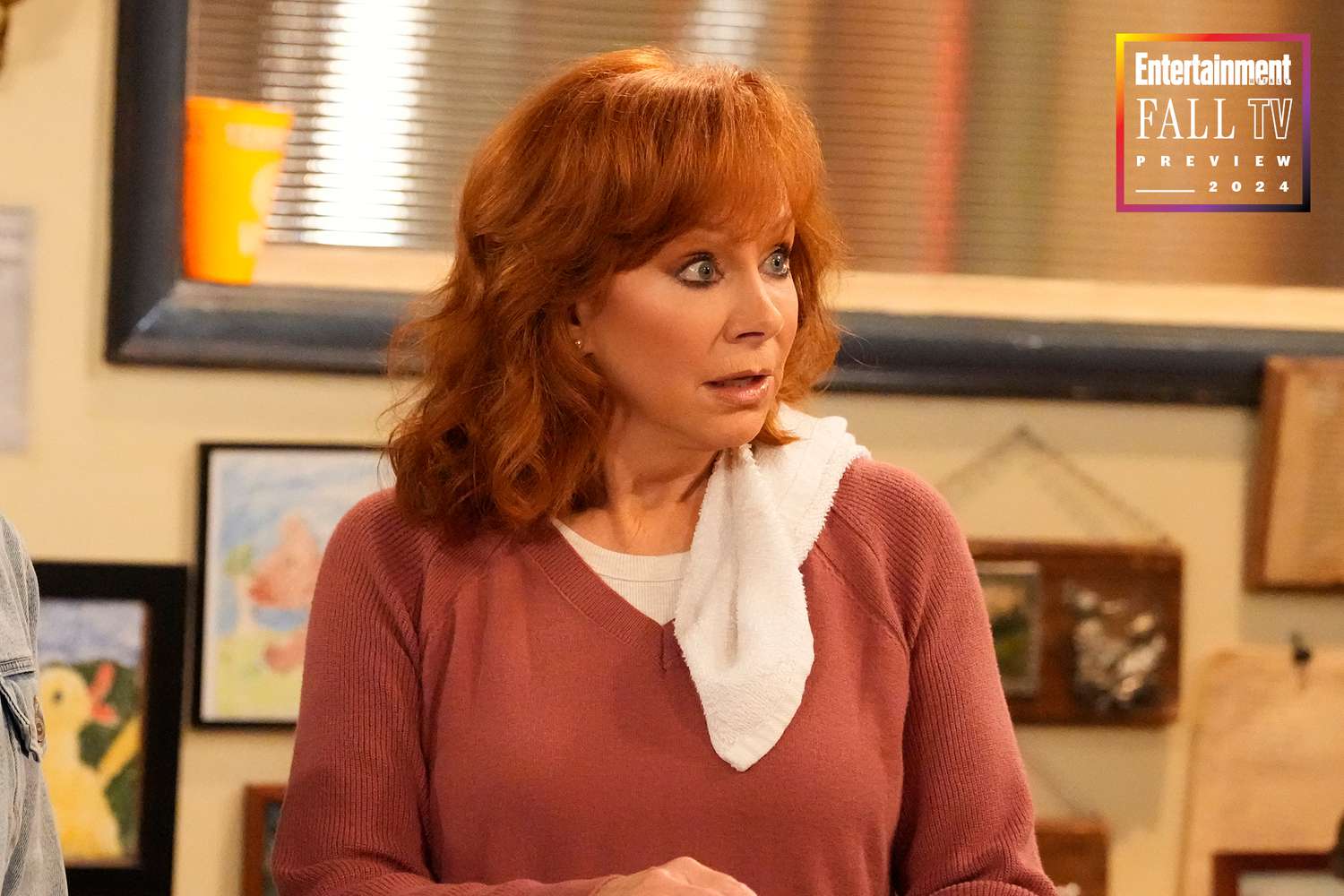 Reba McEntire on her new sitcom 'Happy's Place' and working with her IRL bf Rex Linn