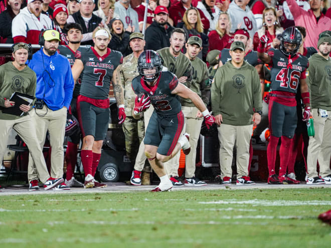 Drake Stoops signs with the Los Angeles Rams as a UDFA