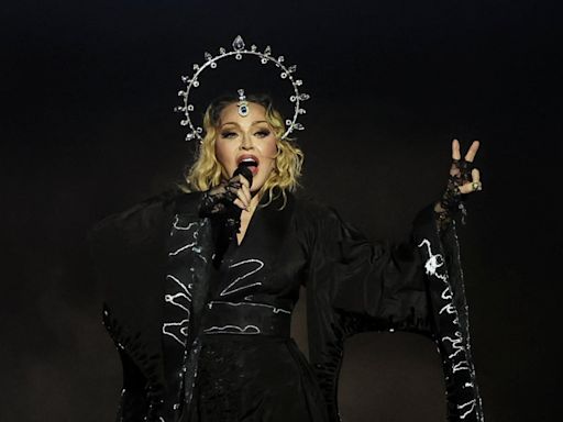 Madonna convoca a miles de fanáticos en Brasil, en imágenes