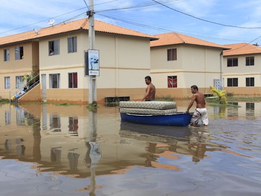 Política de habitação agrava efeito das enchentes