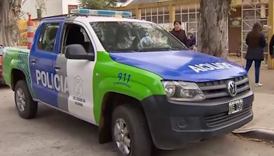 Brutal golpiza en La Plata: una chica de 13 años fue atacada por un grupo de jóvenes y quedó internada