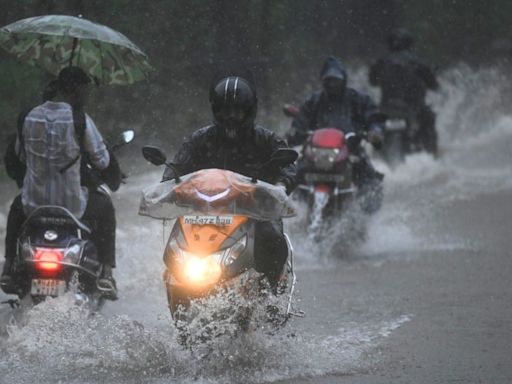 Mumbai rains: BMC declares holiday for schools, colleges amid IMD's ‘red’ alert