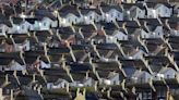 Average UK house price jumps by more than £2,200 in a month