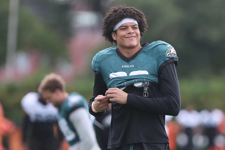 Eagles practice observations: D-line strikes back; Johnny Wilson and Jeremiah Trotter Jr. moving up; Right guard uncertainty