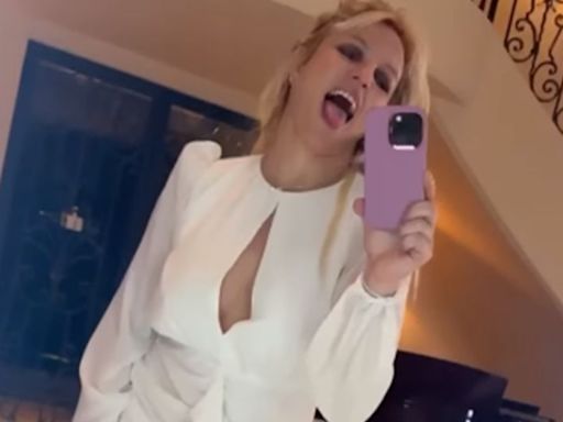 Britney Spears vuelve a aparecer desnuda, fans y Laura Bozzo lo lamentan: "el final de una gran estrella"