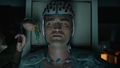 Mickey 17 Trailer: Robert Pattinson Stars In Bong Joon-Ho's Trippy Sci-Fi Movie - SlashFilm