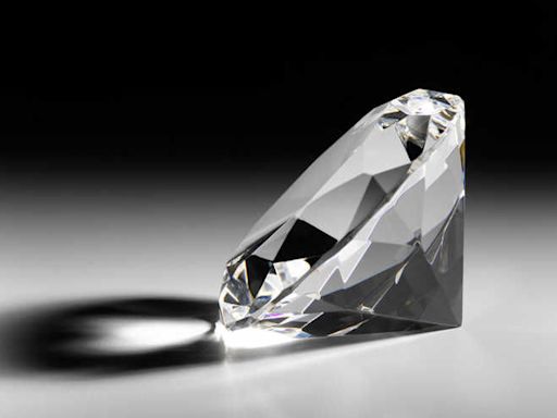 Labourer finds diamond worth Rs 80 lakh from Madhya Pradesh's Panna mine