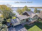 54 Lakeside Dr NE, Solon IA 52333