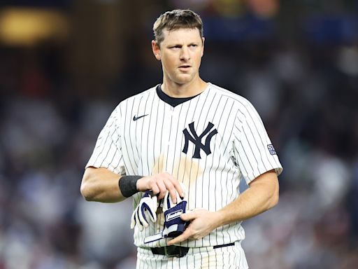 Yankees bench slumping former All-Star, batting champ DJ LeMahieu