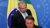 Guedes assume papel de cabo eleitoral de Bolsonaro mesmo sem função formal na campanha