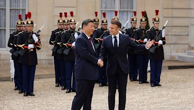 Macron apuesta por una relación equilibrada entre la UE y Chin