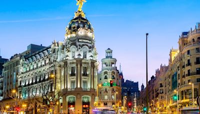 El salario que hay que ganar para comprar un piso de 100 m2 en Madrid, Barcelona o San Sebastián ronda los 5.000 euros al mes