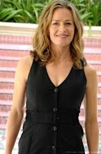 Elisabeth Shue