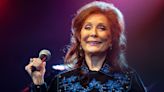 Loretta Lynn's Last Instagram Post Was Extremely Powerful