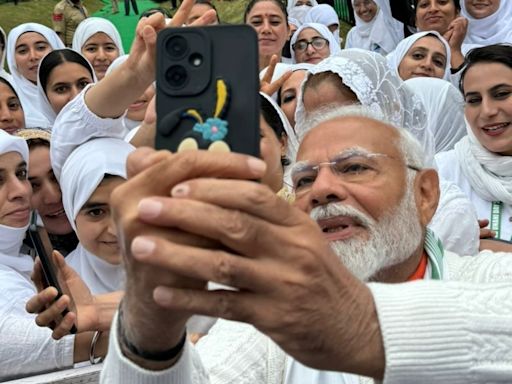 PM Modi celebrates International Yoga Day in Srinagar|Photos