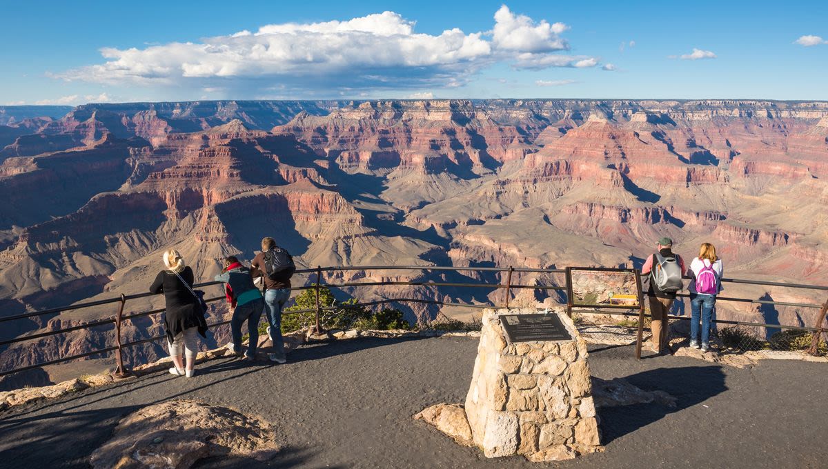 Grand Canyon Set To Become First US National Park To Trial Eliminating Single-Use Waste