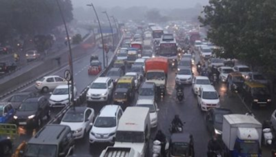 Emissions by heavy vehicles on Mumbai-Pune expressway suggest need for stringent policies to curb vehicular pollution