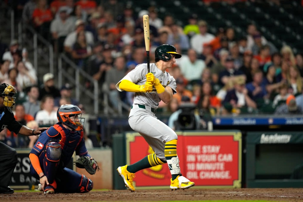 Trading places? Not quite as Astros continue winning ways against Athletics