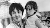 Así fue como el hijo de John Lennon celebró el cumpleaños de su “tío” Paul McCartney