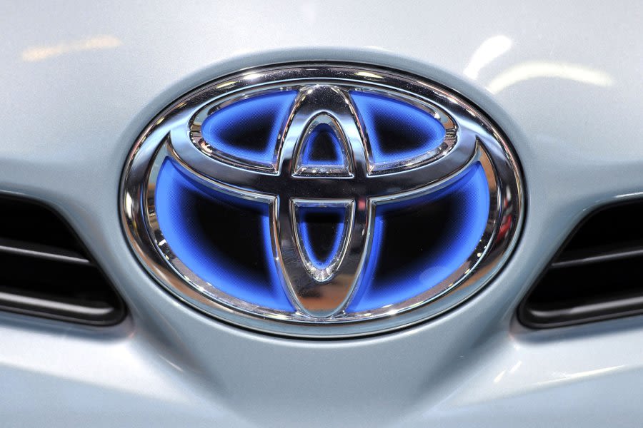 Japanese Transport Ministry officials investigate Toyota HQ amid testing scandal