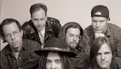 Counting Backwards: Our 1994 Counting Crows Feature