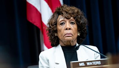 Texas man sentenced to prison for threatening to kill Rep. Maxine Waters