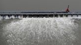 Judge: Corps must discuss spillway use with fisheries agency