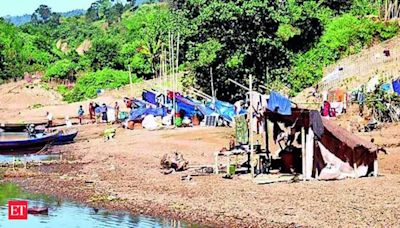Amid fresh fighting, 1,500 more from Myanmar take refuge in Mizoram - The Economic Times