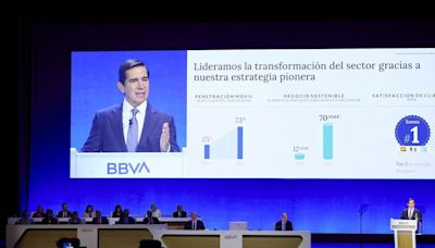 Los accionistas de BBVA aprueban masivamente la ampliación de capital necesaria para integrar al Sabadell