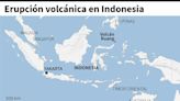 Una erupción volcánica provoca el cierre de aeropuertos en Indonesia