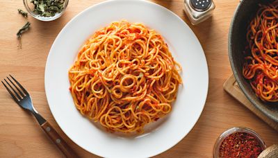 Can you eat pasta and lose weight? A dietitians shares the healthiest options