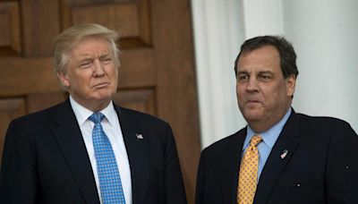 Video: Donald Trump Mocks Chris Christie's Weight | 710 WOR