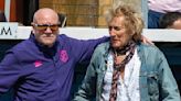 Newly-bald Ray Winstone joins Rod Stewart and stylish Penny Lancaster