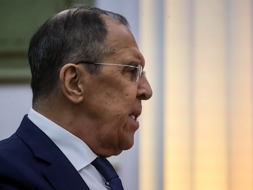 Lavrov denuncia que los "descendientes de Napoleón y Hitler" quieren derrotar a Rusia