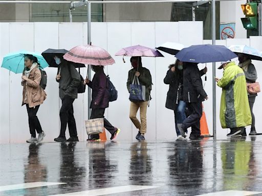 鋒面30日接近水氣增加 31日降雨最明顯