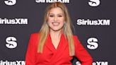 Kelly Clarkson Says 'Pre-Diabetic' Diagnosis Prompted Her to Lose Weight: 'I Wasn't Shocked'