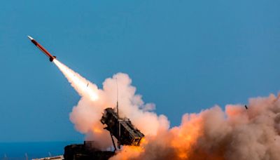 Ukraine-Russia war live: Zelensky pleads with US to send Patriot missiles in $60bn aid package