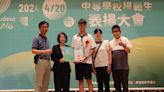 屏縣府表揚83名國高中模範生 內埔農工施品汝以吳寶春為偶像