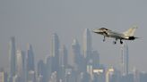 Long-haul carrier Emirates opens Dubai Air Show with $52 billion aircraft purchase from Boeing