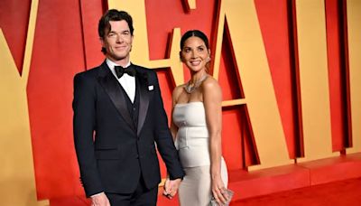 Olivia Munn y John Mulaney: el último tropiezo en una historia de amor que empezó en la dificultad