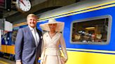 La elegancia de la reina Máxima en Bélgica: desde su llegada en tren hasta la espectacular cena de gala