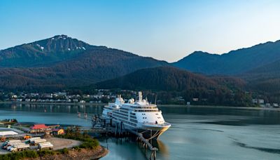 Our best tips for navigating the top towns on an Alaska cruise