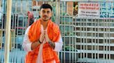 India Cricketer Ishan Kishan Seeks Sai Baba's Blessings on 26th birthday - News18