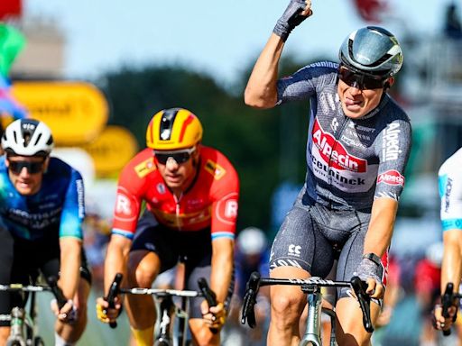 Tour de France Stage 16: Jasper Philipsen Sprints to His Third Stage Victory