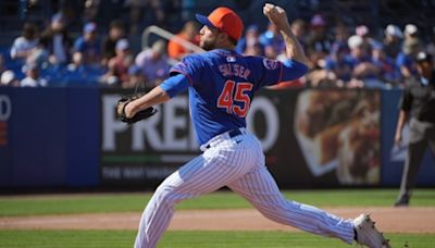 Mets trade RHP Cole Sulser to Rays for cash considerations