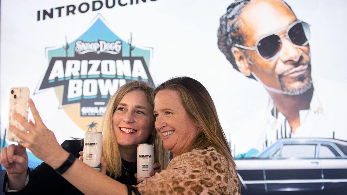 Snoop Dogg Arizona Bowl to air in 2024 on The CW for second straight year