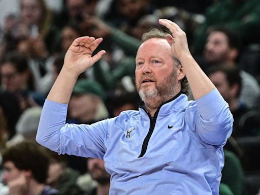 No surprise: Mike Budenholzer 'front runner' to replace former Suns coach Frank Vogel, reports
