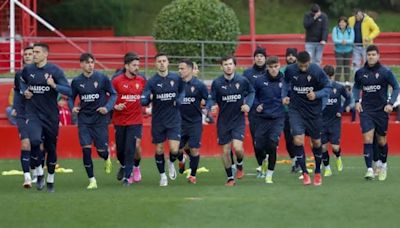 Concentración de la peña Quini de Barcelona ante la visita al Espanyol