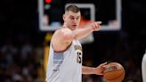 《小鐵如擬》「躲不掉」的瘋狂數據 Nikola Jokić 挑戰MVP 三連霸？